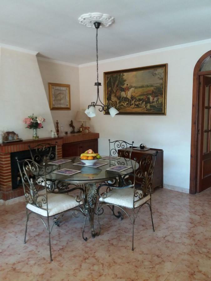 מאלגה Villa De La Rosa מראה חיצוני תמונה